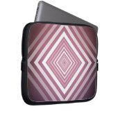Moderne rosa und weiße Gravierplätze Laptopschutzhülle (Vorne Rechts)