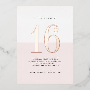 Moderne rosa und weiße Sweet Sixteen Rose Gold Fol Folieneinladung