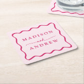 Moderne rosa Wavy Frame Wedding Rechteckiger Pappuntersetzer (angewinkelt)