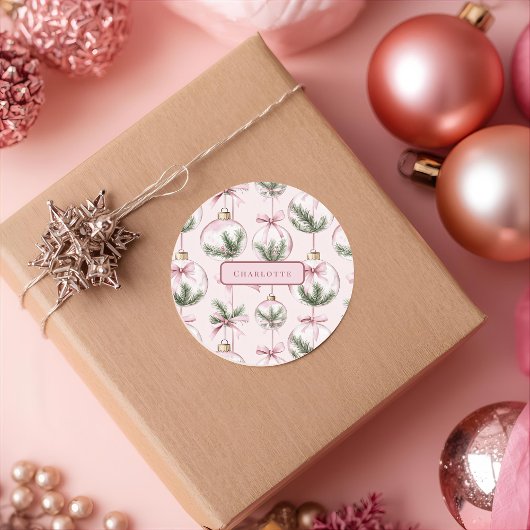 Moderne rosa Weihnachtsbaumkugel personalisiert Au Runder Aufkleber