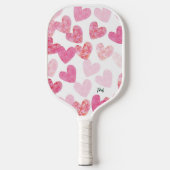 Moderne rosafarbene Valentine Liebe Herz Mit Monog Pickleball Schläger (Vorderseite)