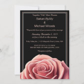 Moderne Rose auf schwarz Einladung (Vorderseite)