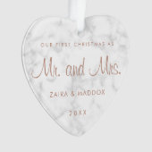 Moderne Rose aus Marmor Gold Unsere ersten Weihnac Ornament (Vorderseite)