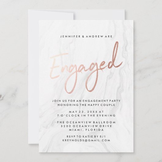 Moderne Rose aus weißem Marmor | Engagement Einladung (Vorderseite)