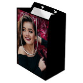 Moderne Rose elegant schick süß 16 Mittlere Geschenktüte (Rückseite Schrägansicht)