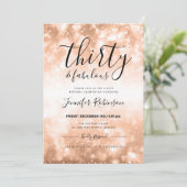 Moderne Rose Gold Dreißig & Fabulous 30. Geburtsta Einladung (Stehend Vorderseite)