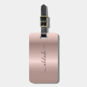 Moderne Rose Gold Monogram Chic Girl Script Name Gepäckanhänger (Vorderseite vertikal)