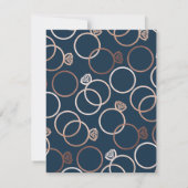 Moderne Rose Gold Rings Hochzeit RSVP Replik Card (Rückseite)