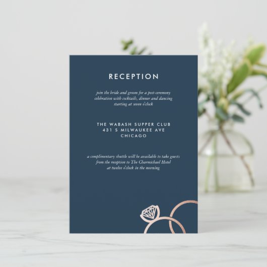 Moderne Rose Gold Rings Hochzeitskarte Einladung (Stehend Vorderseite)