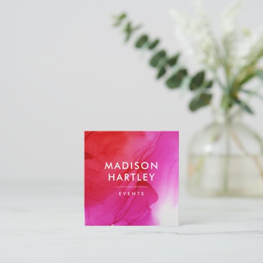 Moderne Rot & Magentrosa Wasserfarbe Quadratische Visitenkarte (Stehend Vorderseite)