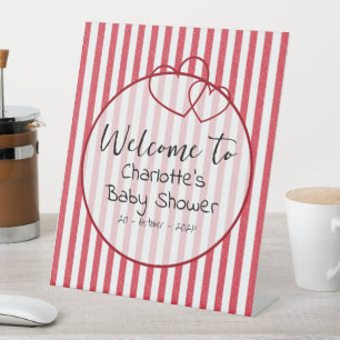 Moderne rote Kreidestreifen-Doppelherzen-Baby-Part Sockelschild