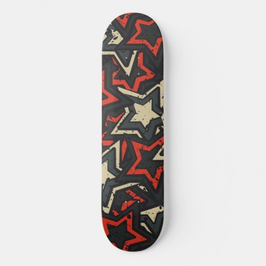 Moderne Rote Stars Cooles Grunge-Muster Skateboard (Vorderseite)