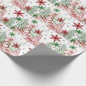Moderne rote und grüne Weihnachtsbäume Schneeflock Geschenkpapier (Ecke)