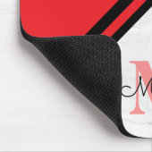 Moderne rote und schwarze Chevron-Namensmonogramm Mousepad (Ecke)