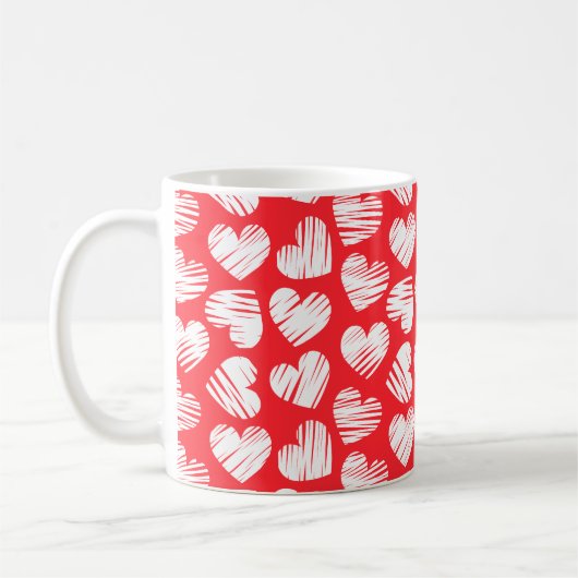 Moderne rote und weiße doodled Herz Valentine Name Kaffeetasse (Links)