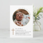 Moderne Round Circle Foto Gold Cross Taufen Einladung (Stehend Vorderseite)