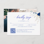 Moderne Royal Blue Floral Wedding QR Code RSVP Car Dankeskarte (Vorne/Hinten)