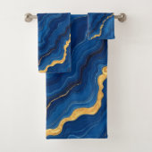Moderne Royal Blue Gold Marble Collection Badhandtuch Set (Insitu)