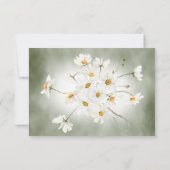 Moderne rustikale Daisy Frame Green Wedding RSVP Karte (Rückseite)