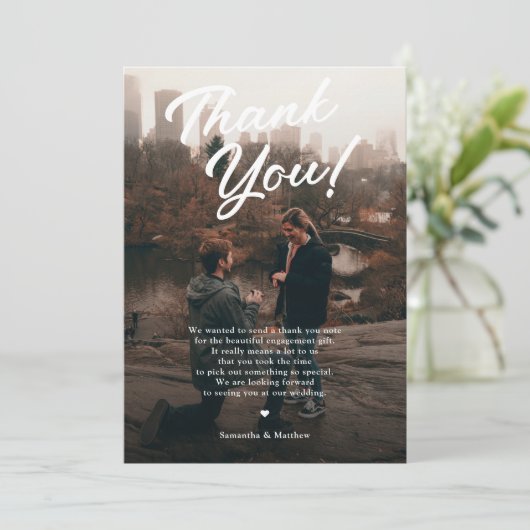 Moderne Rustikale Engagement Party Dankeschön Kart Einladung (Stehend Vorderseite)