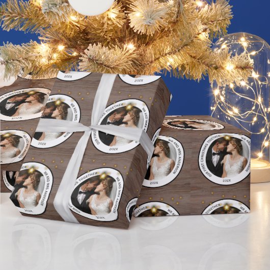 Moderne rustikale Paare Erste Weihnachten gemeinsa Geschenkpapier (Feiertage)