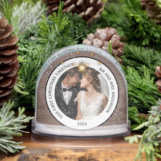 Moderne rustikale Paare Erste Weihnachten gemeinsa Schneekugeln (Winter)