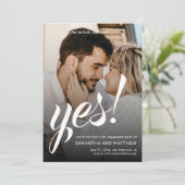 Moderne rustikale sagte sie Yes Engagement Party Einladung (Stehend Vorderseite)