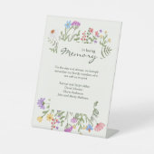 Moderne rustikale Wildblume in Memoriam Wedding Sockelschild (Vorderseite)