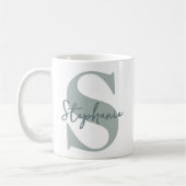 Moderne Salbeigrüne Anfangsbuchstabe Brautjungfer  Kaffeetasse (Links)