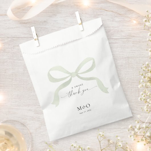 Moderne Salbeigrüne Schleife Eine süße Dankeschön- Geschenktütchen (Ausgeschnitten)