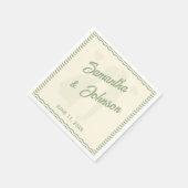 Moderne Salbeigrüne Wellenstreifen-Hochzeit Serviette (Ecke)