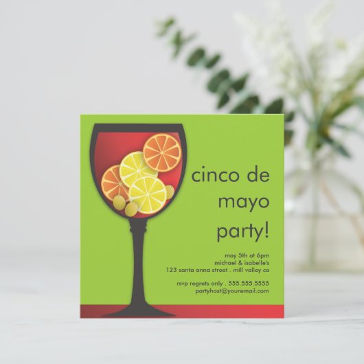 Moderne Sangria-Party Einladung Cinco Des Mayo (Stehend Vorderseite)