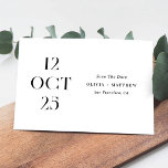 Moderne, saubere Typografie minimalistische Foto H Save The Date<br><div class="desc">Schwarz-Weiß moderne saubere Typografie minimalistische Hochzeit Speichern Sie das Datum mit Foto auf der Rückseite. Bitte kontaktieren Sie mich,  wenn Sie weitere Informationen benötigen.</div>
