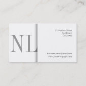 Moderne saubere weiße Monogramm-Visitenkarte Visitenkarte (Rückseite)