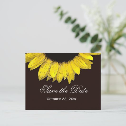 Moderne Save the Date gelbe Sonnenblume Ankündigungspostkarte (Stehend Vorderseite)