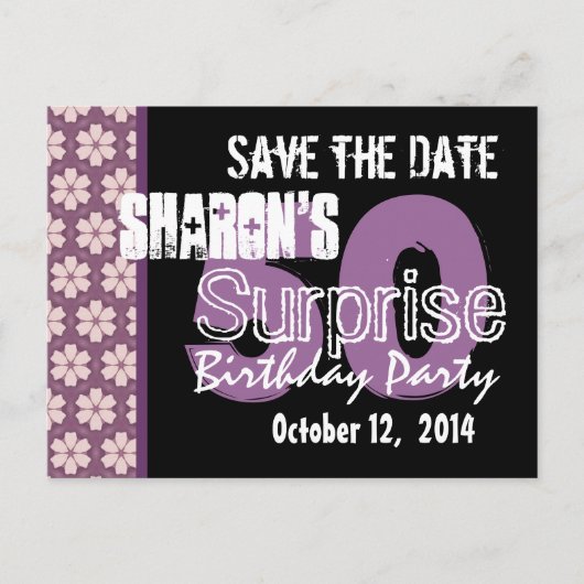 Moderne Save the Date Überraschung 50. Lila Schwar Ankündigungspostkarte (Vorderseite)