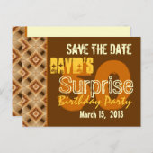 Moderne Save the Date Überraschung 50. Party W1947 Ankündigungspostkarte (Vorne/Hinten)