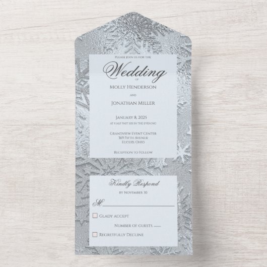 Moderne Schattierungen von Eisblauer Schneeflocke All In One Einladung (Innen Boden)