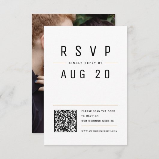 Moderne schick einfache Typografie QR-Code Hochzei RSVP Karte (Vorne/Hinten)