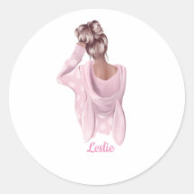 Moderne schicke Frau in rosa Individuelle Name