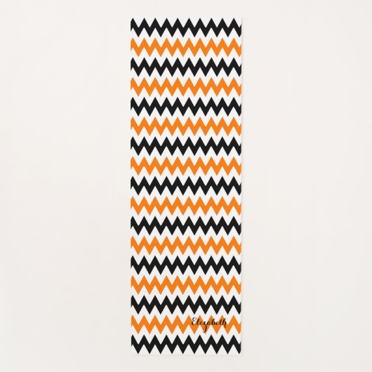 Moderne, schicke, orange Schwarz-Design Monogram Ü Yogamatte (Vorderseite)