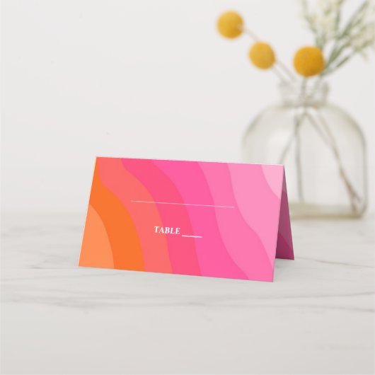 Moderne, schicke, orangefarbene Hochzeit Platzkarte (Vorderseite)