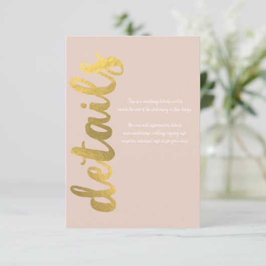 Moderne, schlanke Imitate Foil Gold Beige Hochzeit RSVP Karte (Stehend Vorderseite)