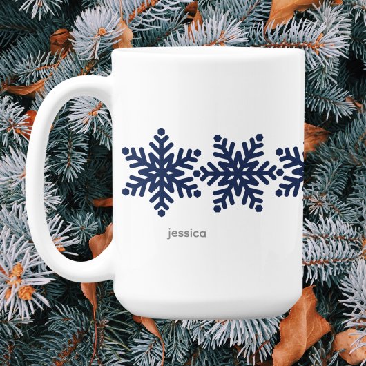 Moderne Schneeflocken Weihnachten Kaffeetasse