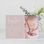 Moderne schöne Baby-Taufe Blush Foto Einladung (Stehend Vorderseite)