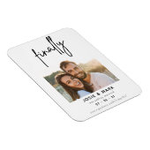 Moderne Schrift endlich Foto Save the Date Magnet (Rechte Seite)