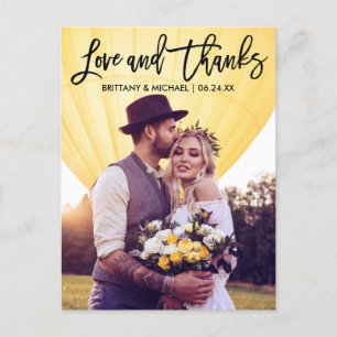 Moderne Schrift Hochzeit Liebe Dank Paar Postkarte