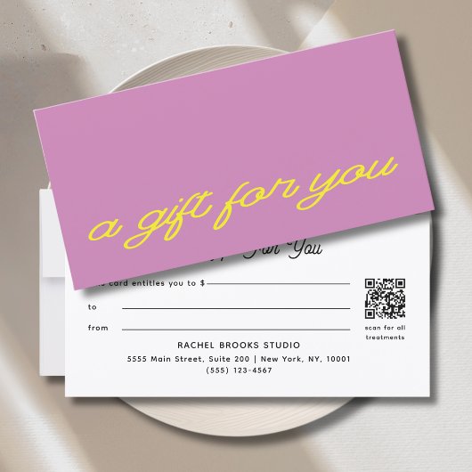Moderne Schrift Mauve Pink QR-Code-Geschenkgutsche
