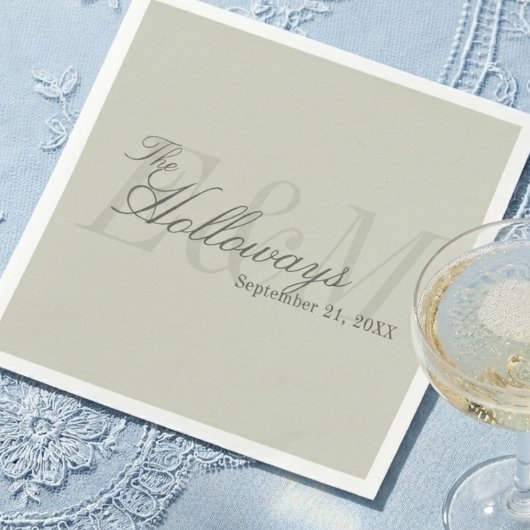 Moderne Schrift Sage Green Monogramm-Hochzeit Serviette