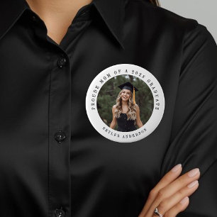 Moderne Schrift Stolze Mutter Senior Foto Abitur Button